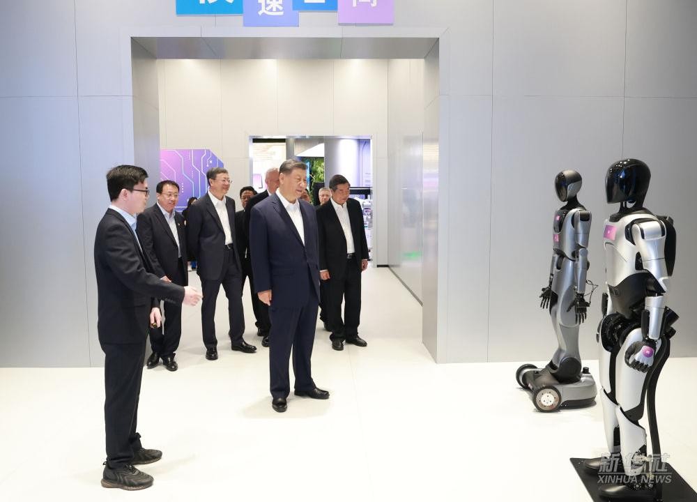 习近平总书记到上海调研，新浦金350vip代表具身智能行业汇报进展